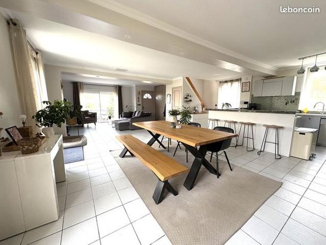 Maison 5 pièces 105 m²
