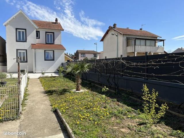 Maison 5 pièces 105 m²
