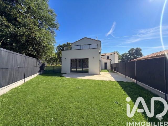 Maison 5 pièces 105 m²