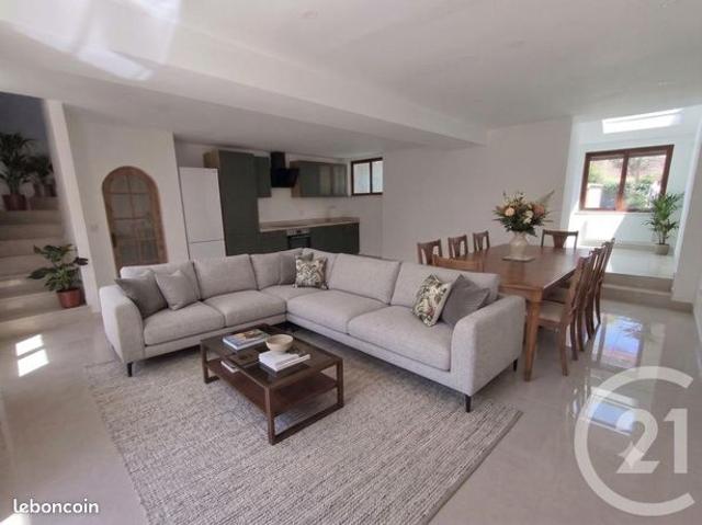 Maison 5 pièces 105 m²