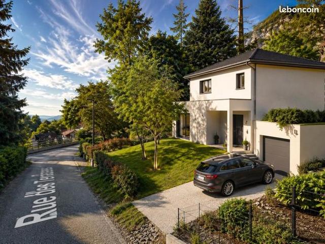 Maison 5 pièces 105 m²