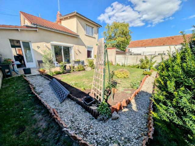 Maison 5 pièces 106 m²
