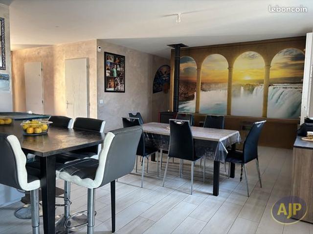 Maison 5 pièces 106 m²