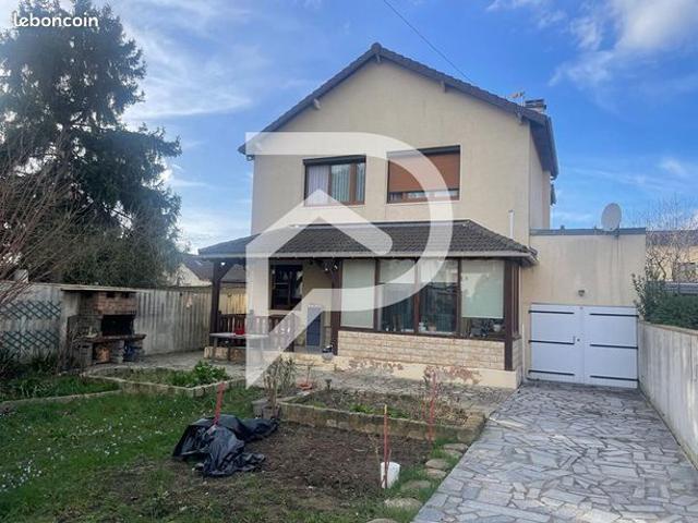 Maison 5 pièces 106 m²