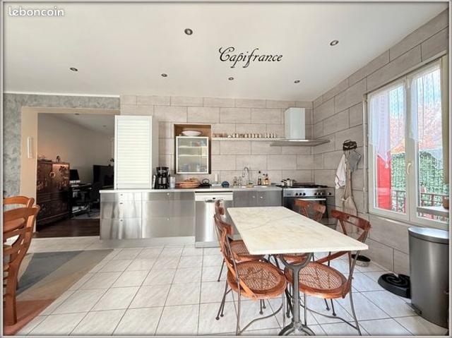 Maison 5 pièces 106 m²