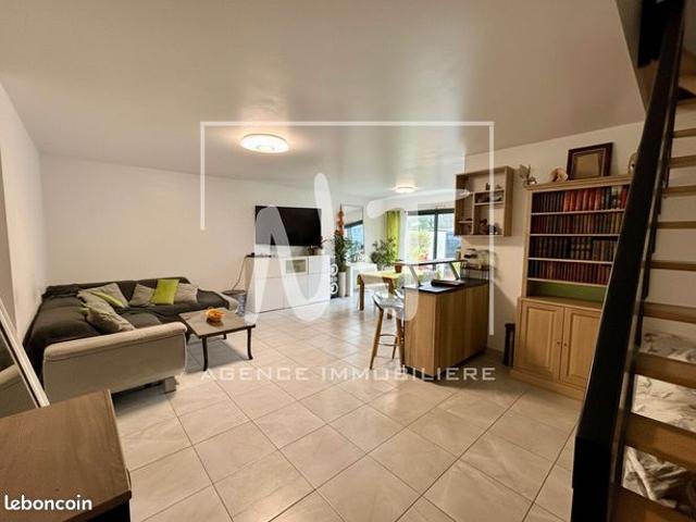 Maison 5 pièces 106 m²