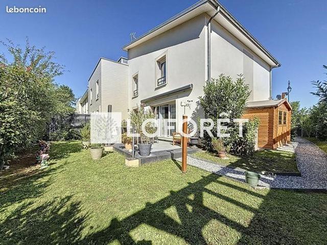 Maison 5 pièces 106 m²