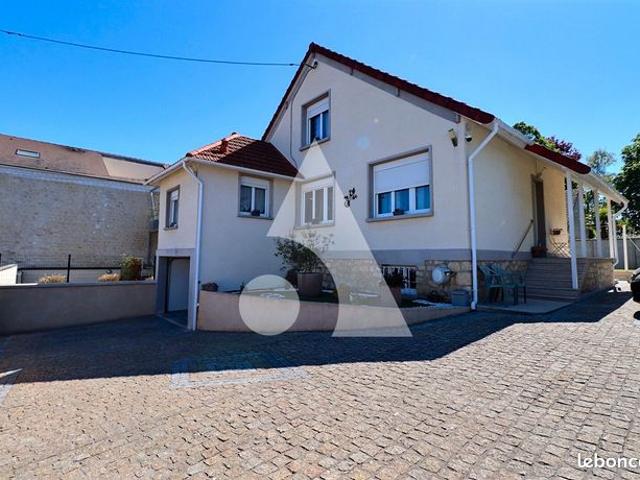 Maison 5 pièces 106 m²