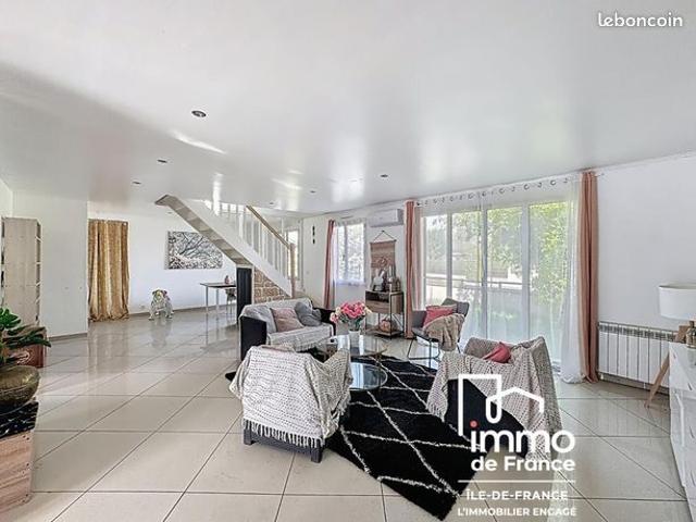 Maison 5 pièces 106 m²