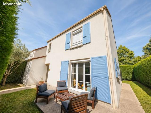 Maison 5 pièces 106 m²