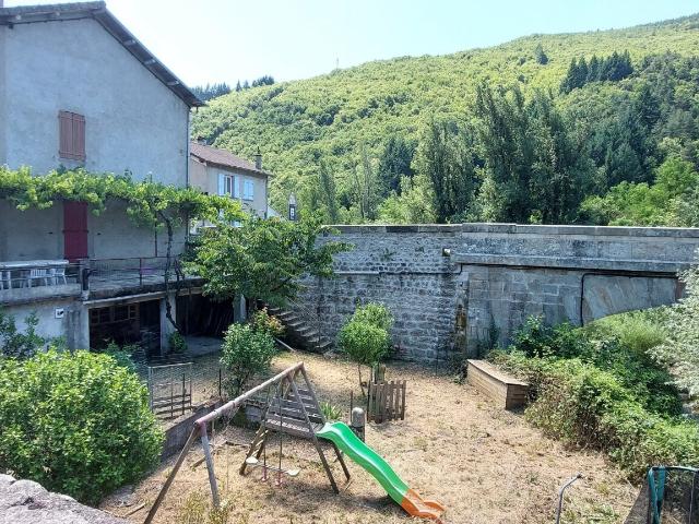 Maison 5 pièces 106 m²