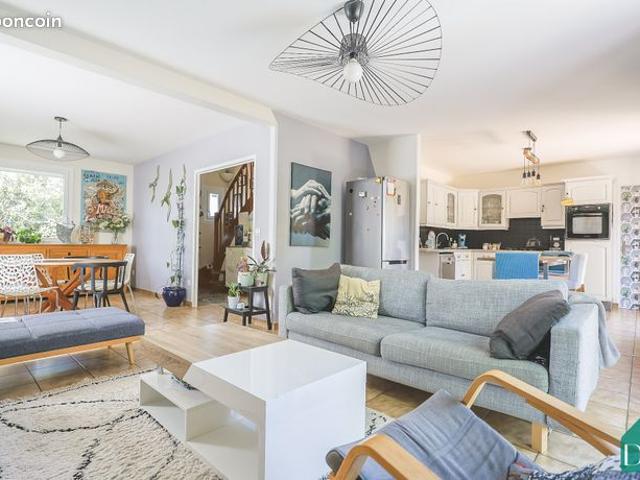 Maison 5 pièces 106 m²