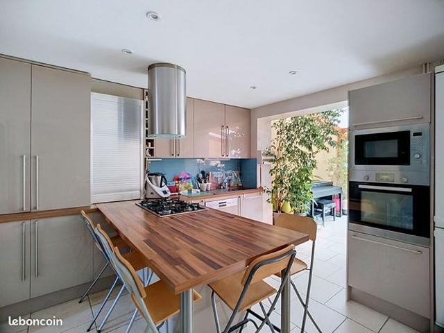 Maison 5 pièces 106 m²