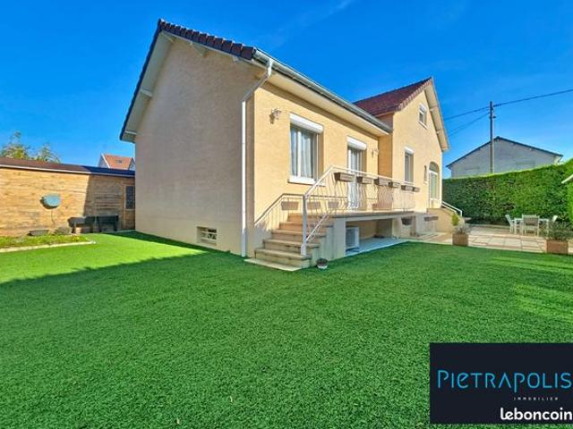 Maison 5 pièces 106 m²