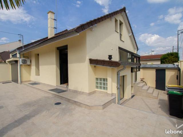 Maison 5 pièces 106 m²