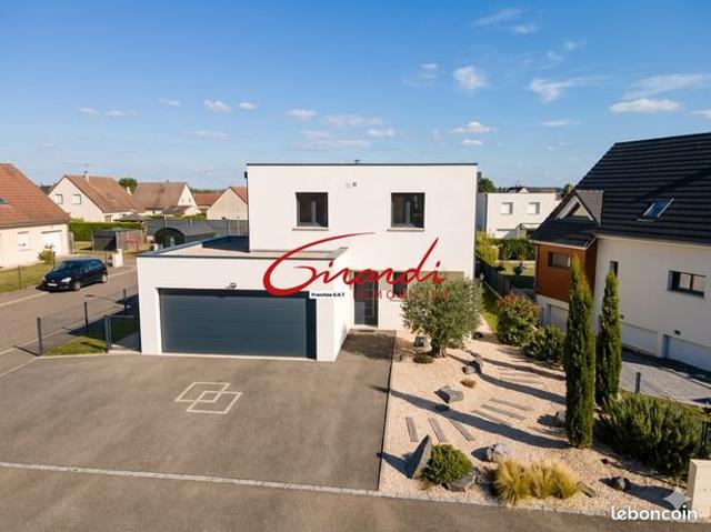 Maison 5 pièces 107 m²