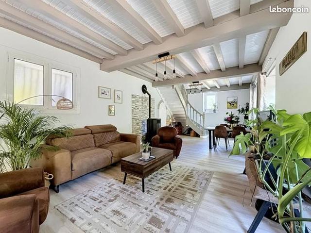 Maison 5 pièces 130 m²