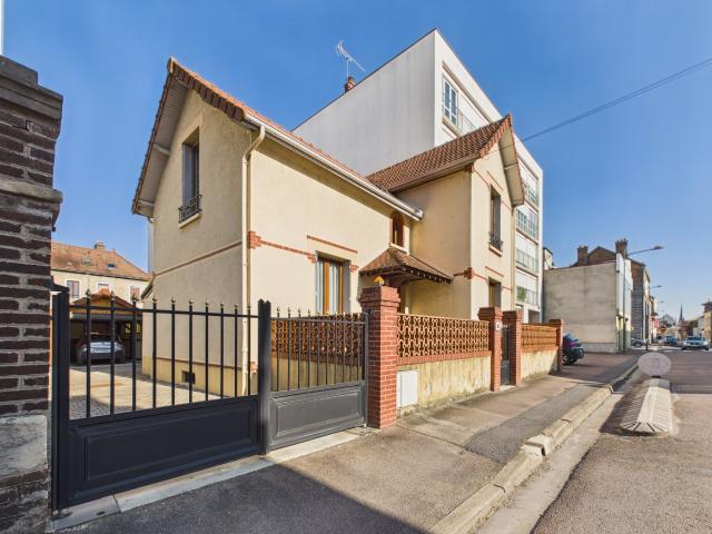 Maison 5 pièces 107 m²