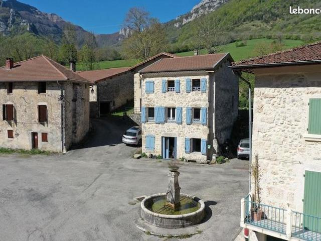 Maison 5 pièces 108 m²