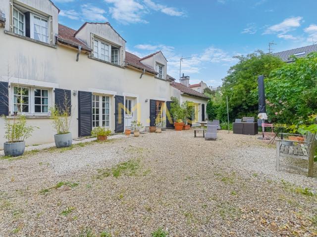 Maison 5 pièces 100 m²