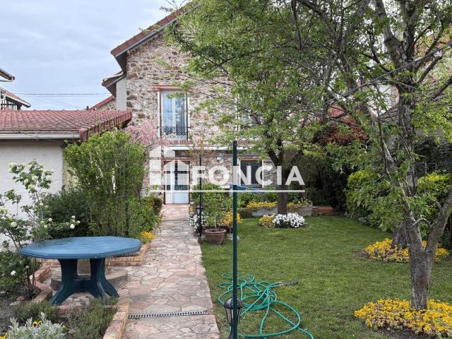 Maison 5 pièces 100 m²