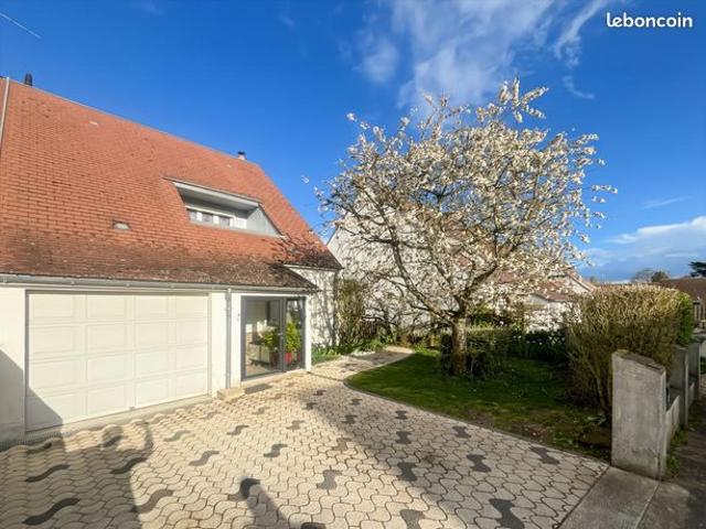 Maison 5 pièces 100 m²