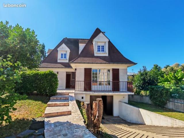Maison 5 pièces 100 m²