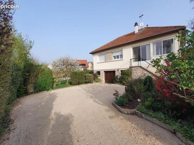 Maison 5 pièces 100 m²