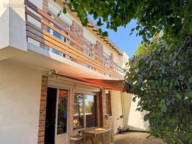 Maison 5 pièces 100 m²