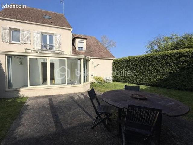 Maison 5 pièces 100 m²