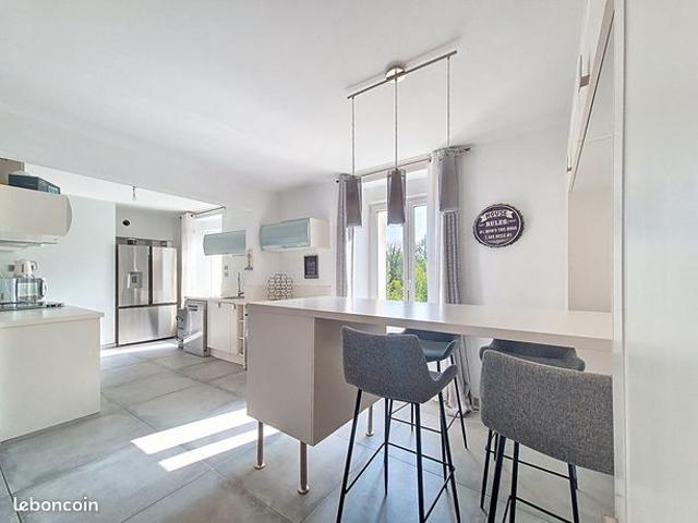 Maison 5 pièces 100 m²