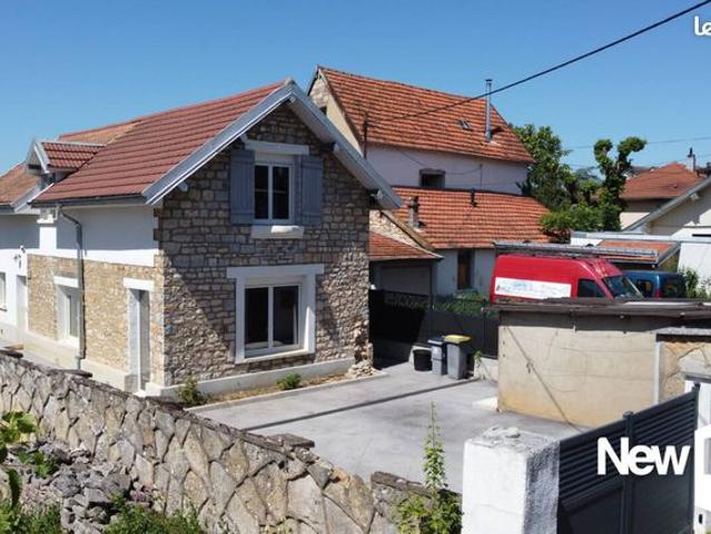 Maison 5 pièces 100 m²