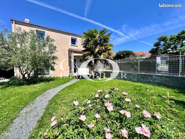 Maison 5 pièces 100 m²