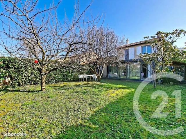 Maison 5 pièces 101 m²