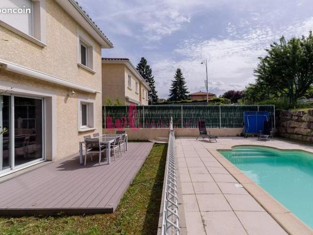 Maison 5 pièces 126 m²