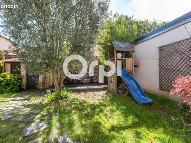 Maison 5 pièces 101 m²