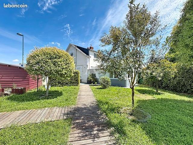 Maison 5 pièces 101 m²