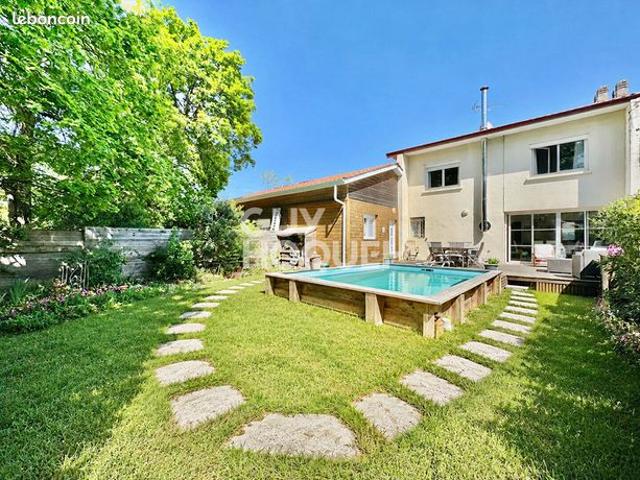 Maison 5 pièces 101 m²