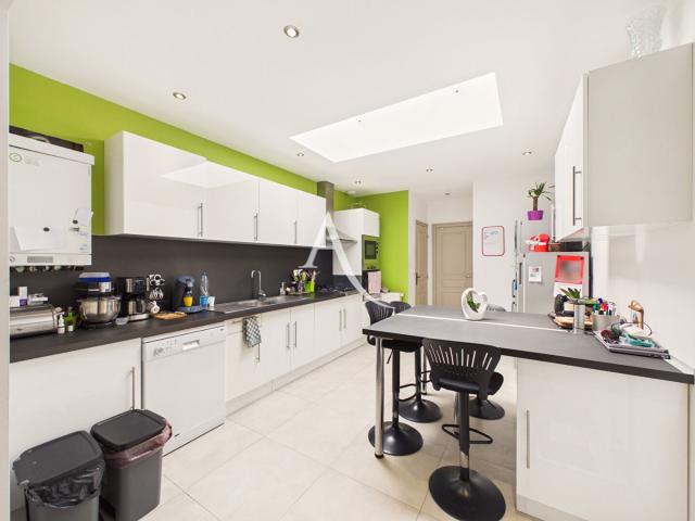 Maison 5 pièces 101 m²