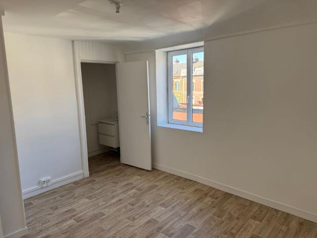 Maison 5 pièces, 101 m² à louer à Caudebec lès Elbeuf 76320