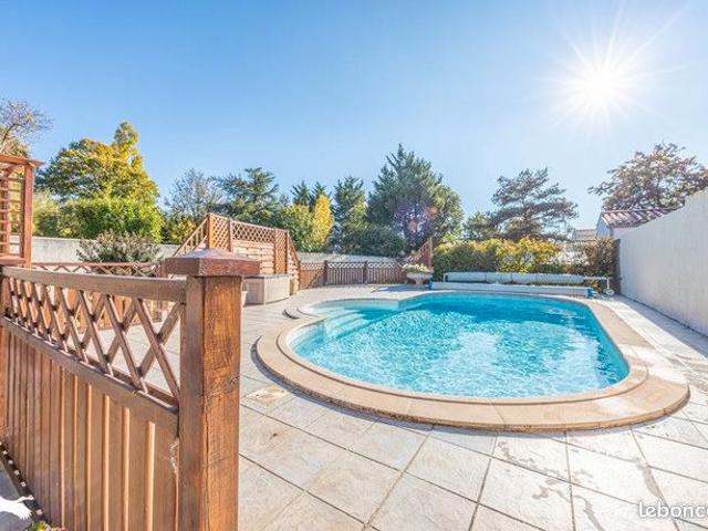 Maison 5 pièces 102 m²