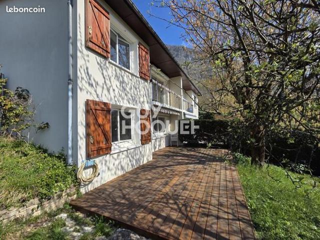 Maison 5 pièces 102 m²