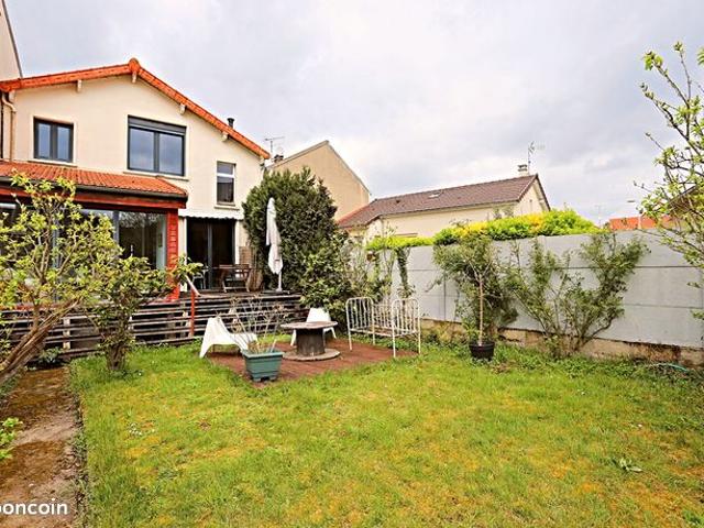 Maison 5 pièces 102 m²