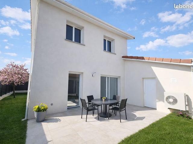 Maison 5 pièces 102 m²