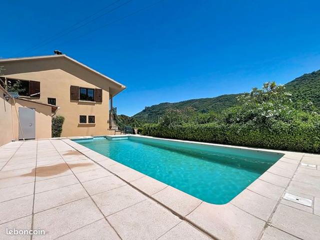 Maison 5 pièces 102 m²