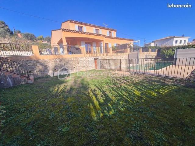 Maison 5 pièces 114 m²