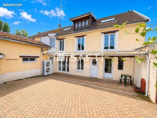 Maison 5 pièces 114 m²
