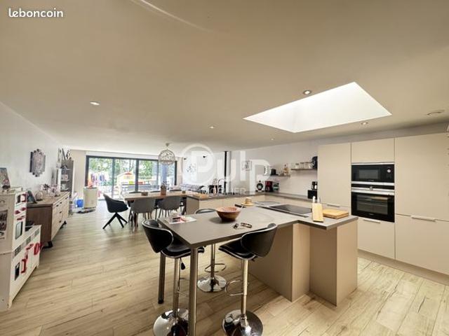 Maison 5 pièces 111 m²