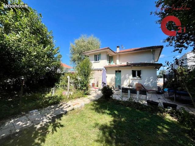 Maison 5 pièces 115 m²