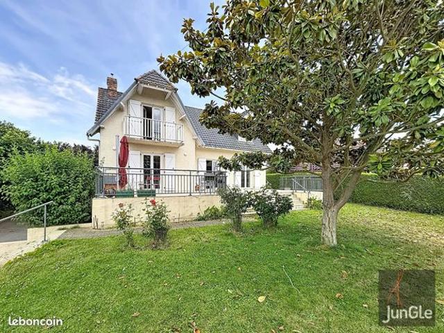 Maison 5 pièces 115 m²